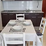 Santa Ana Apartment *