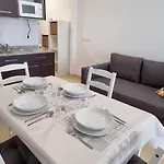 Apartment Santa Ana *